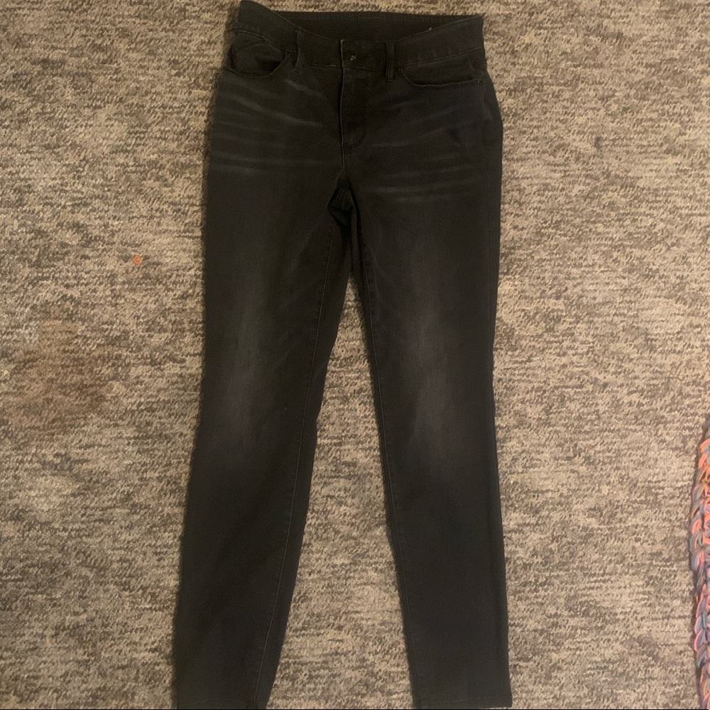 Size 2 Chico’s dark wash jeggings